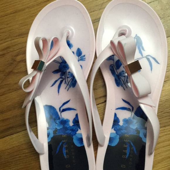 Ted Baker authentic pink slippers - Picture 5 of 7